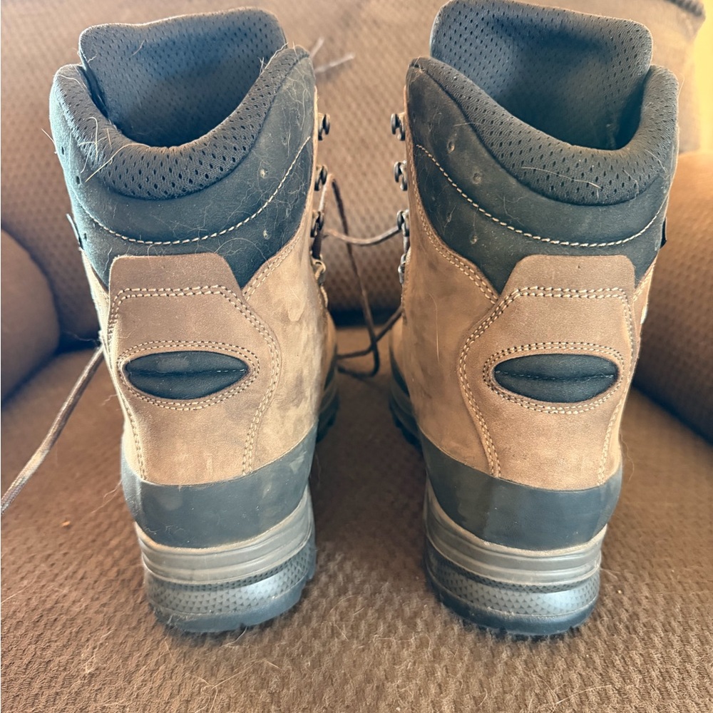 Lowa Dark Brown Outdoor Boots - Picture 4 of 7
